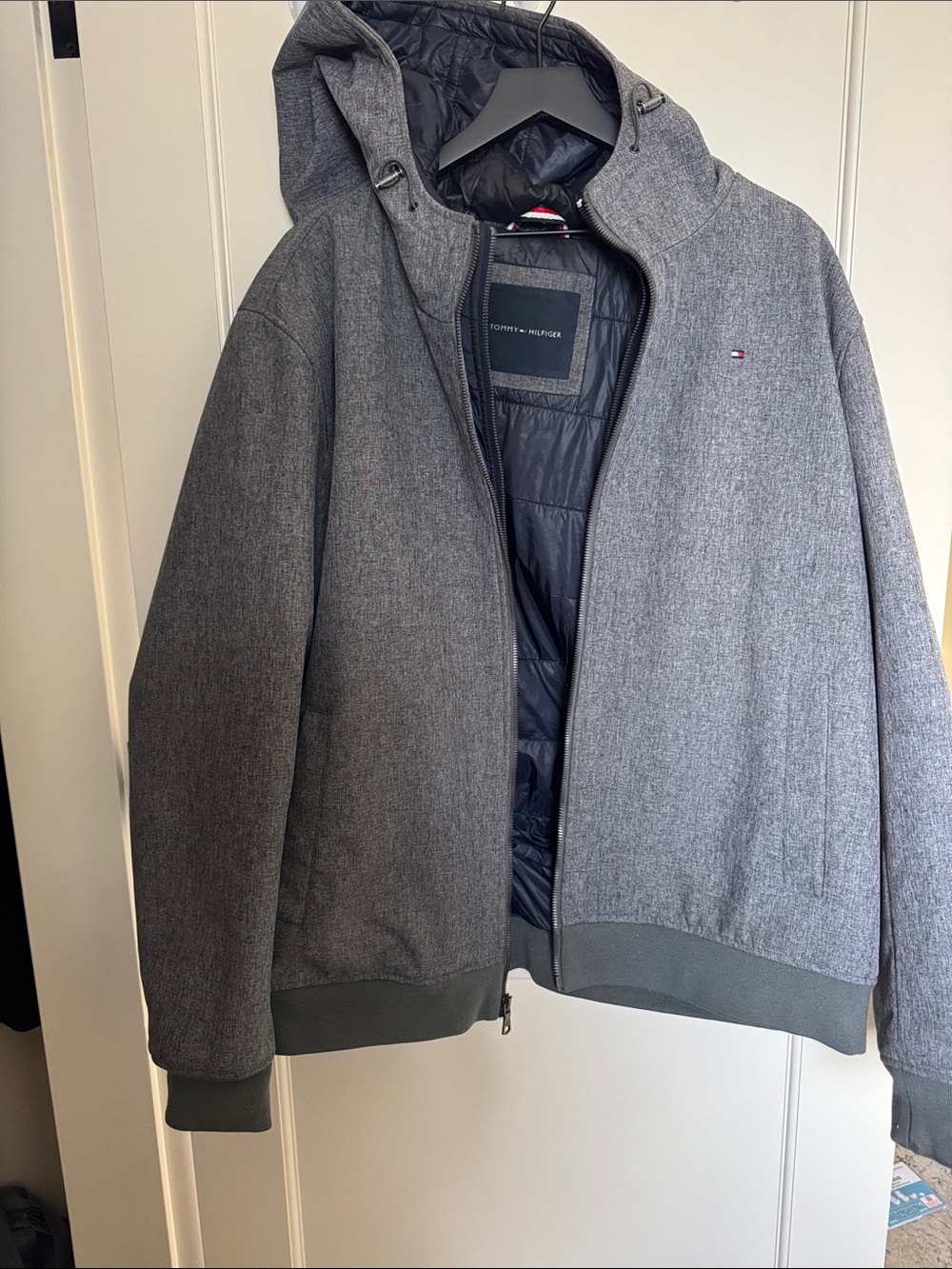 Tommy Hilfiger Men’s Gray Hooded Winter Jacket XXL